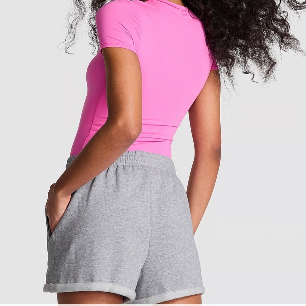 PINK Relaxed Fit Fleece Grey Short Women Size Large - Picture 8 of 9